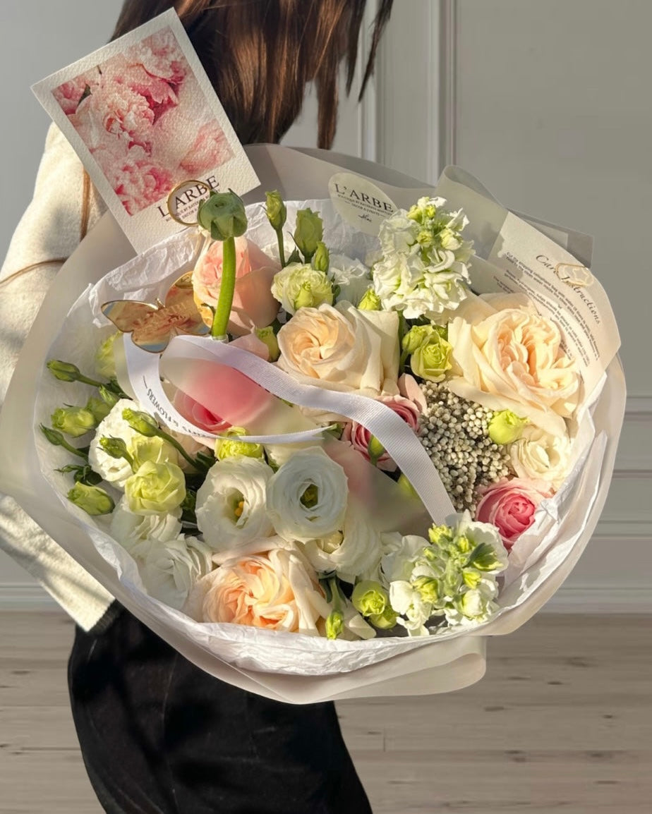 PEACH AND PINK FLOWERS BOUQUET WITH ROSES, MATTHIOLA, RANUNCULUS AND RICE FLOWER