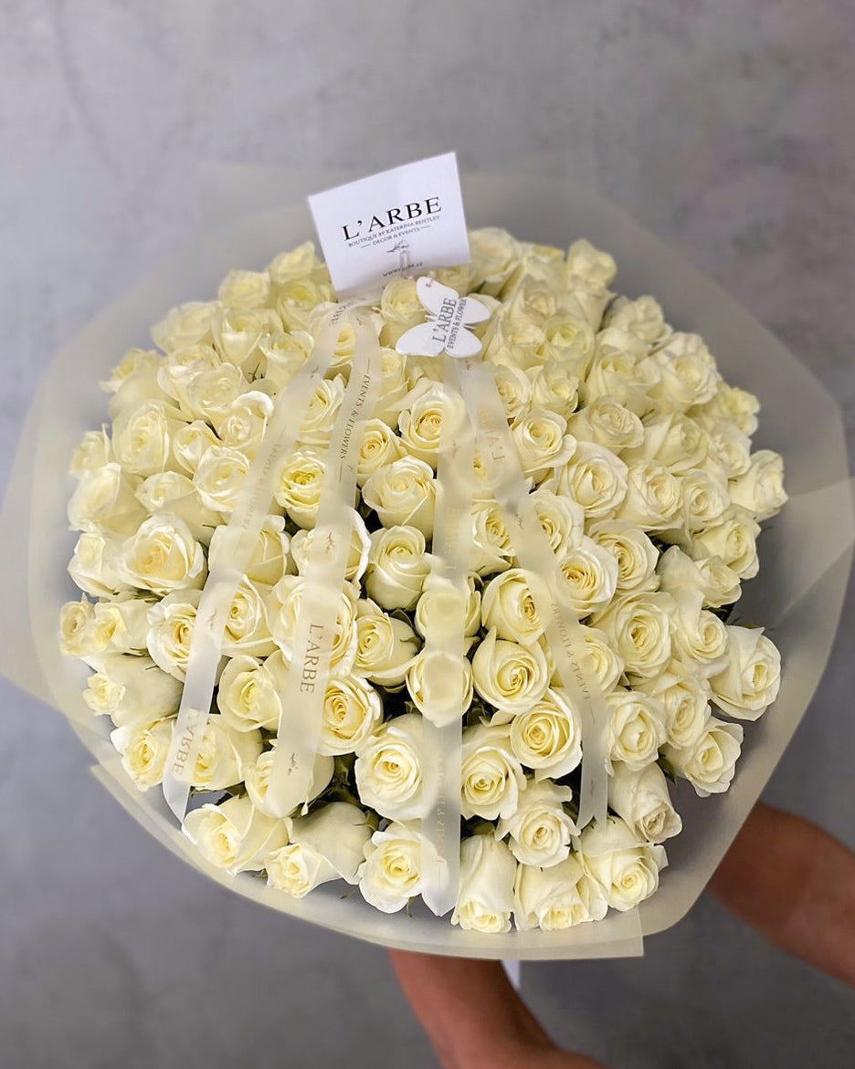 Flowers bouquet “White roses 101”