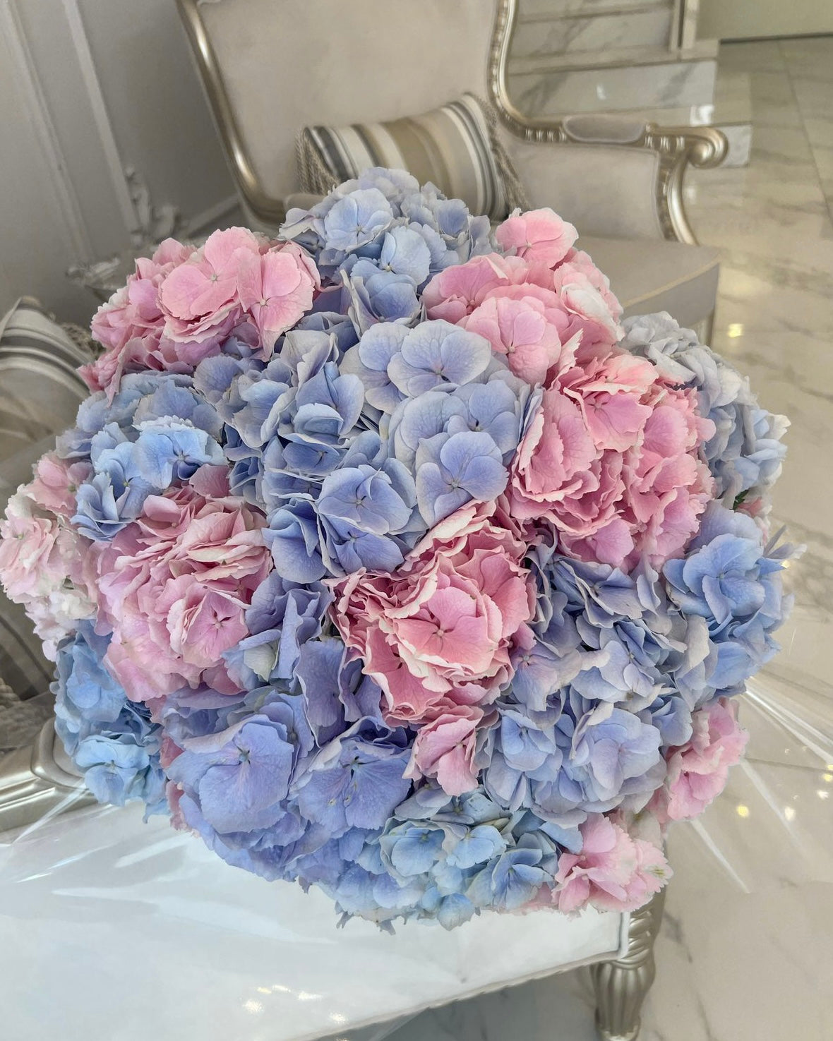 FLOWER BOUQUET “MIX HYDRANGEA: PINK AND BLUE”