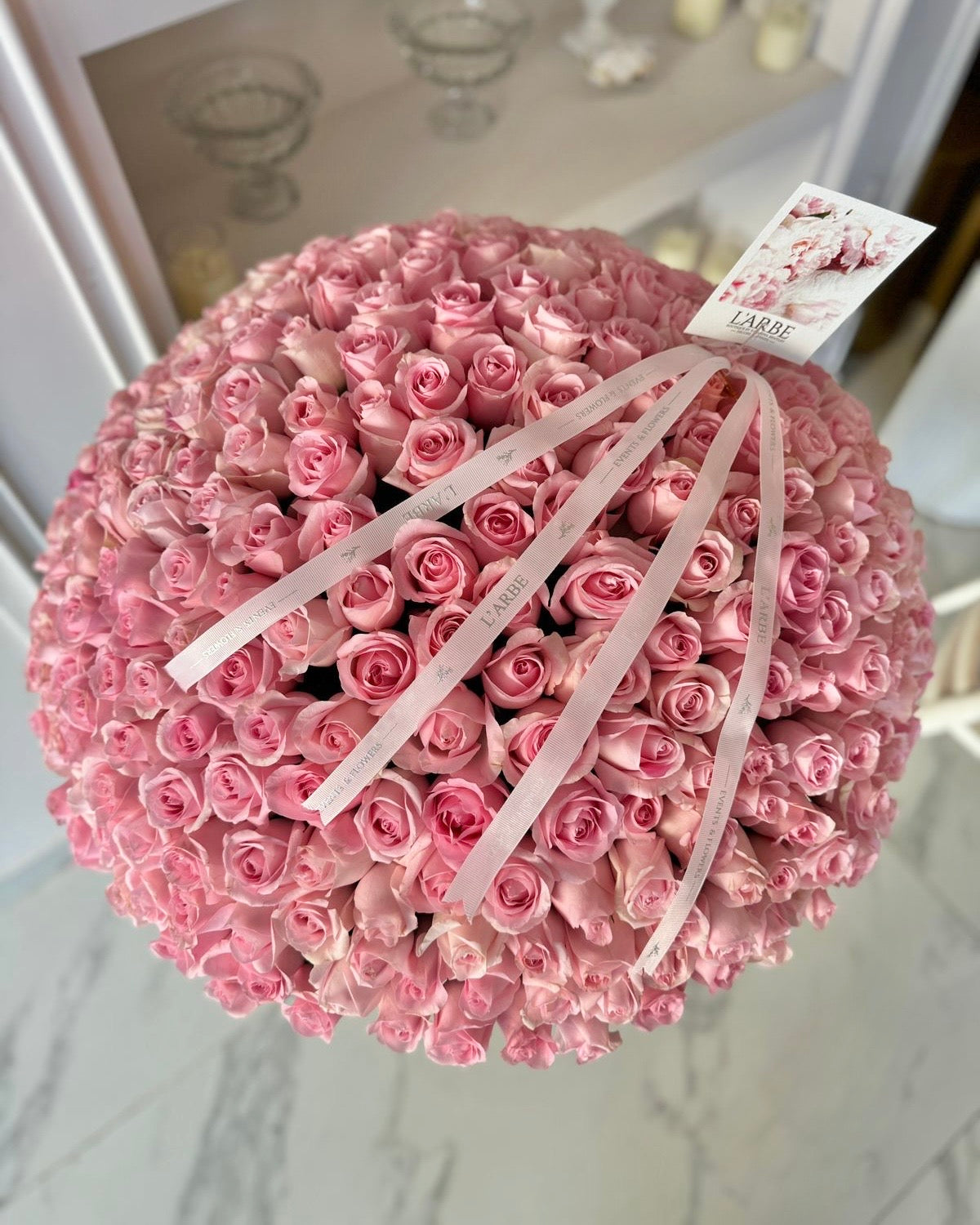 Flowers basket with 301 Pink roses