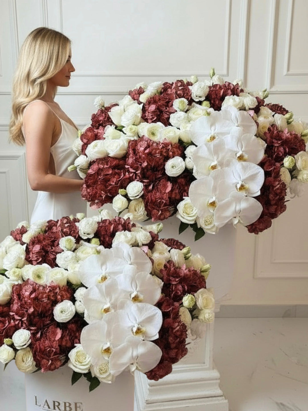 WHITE FLOWERS BOX WITH HYDRANGEAS AND ORCHIDS V135 “IRINNI BOX” -2 pcs