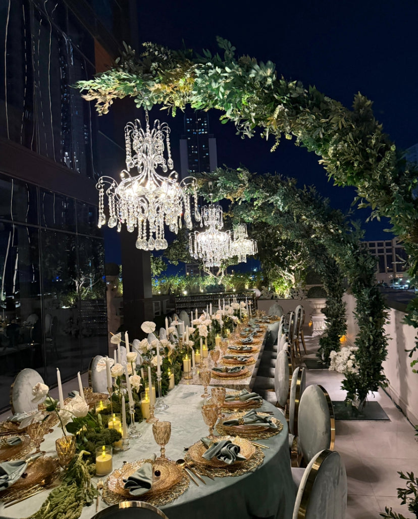 Ceiling decor (rent)