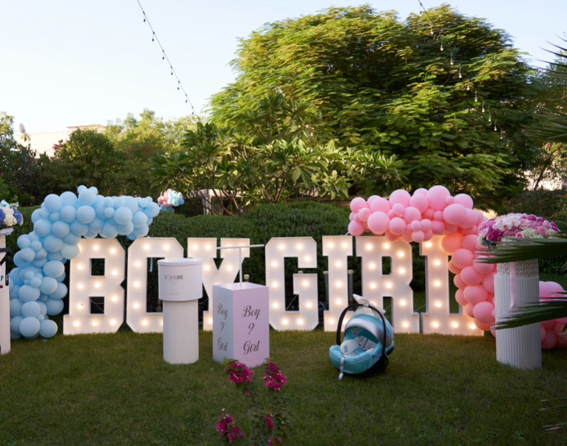 Gender reveal Boy or Girl with balloons (rent)