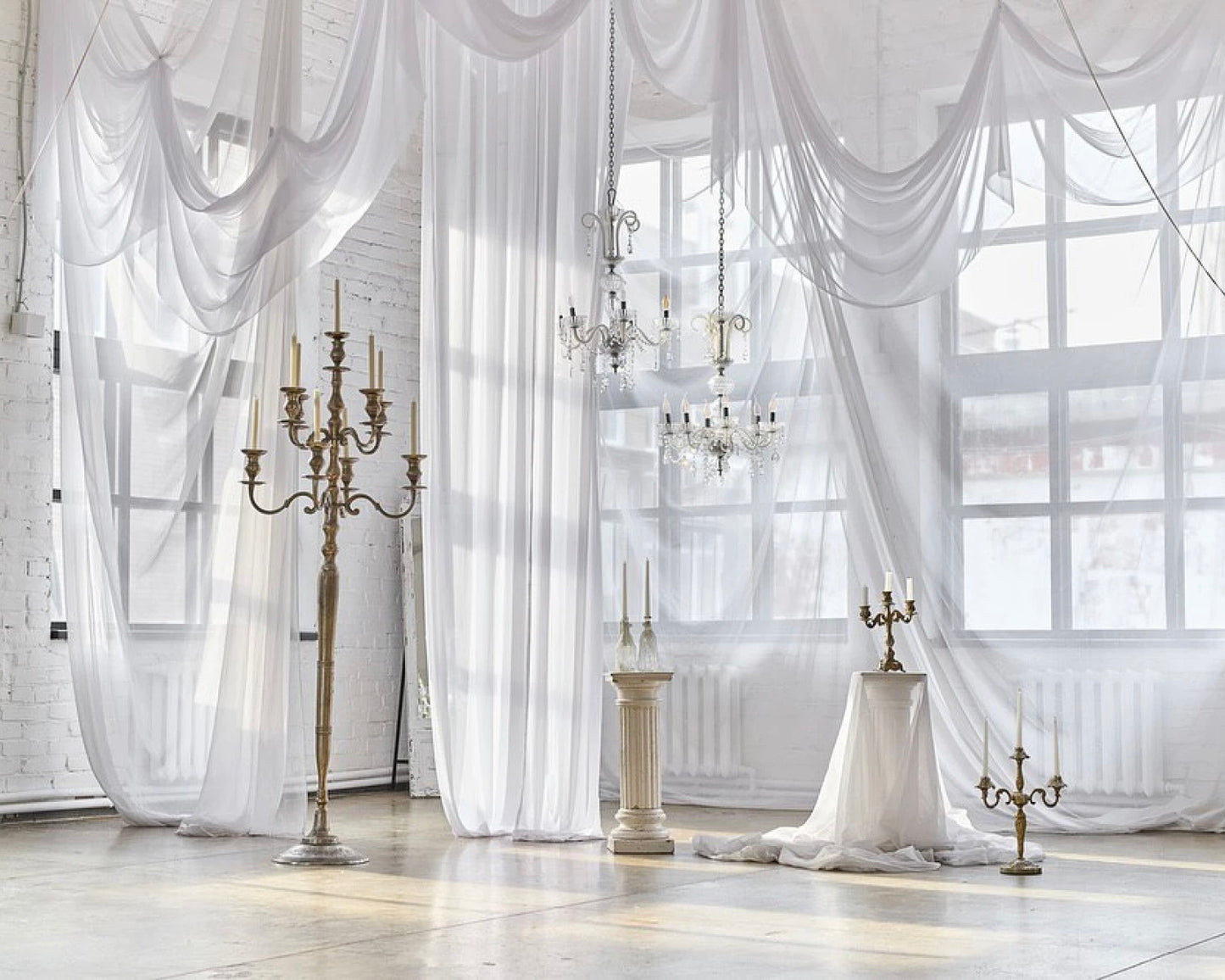 Ceiling decor (rent)