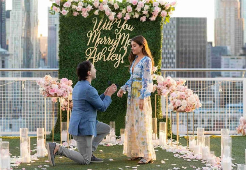 She is like a spring (Decor rent)