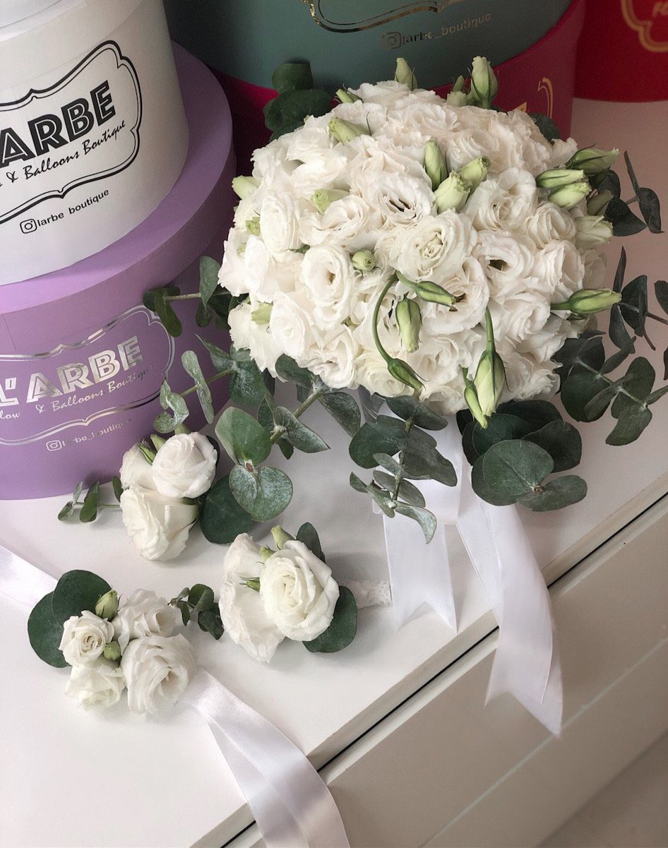 Flowers Bridal bouquet “white eustoma” +boutonnières