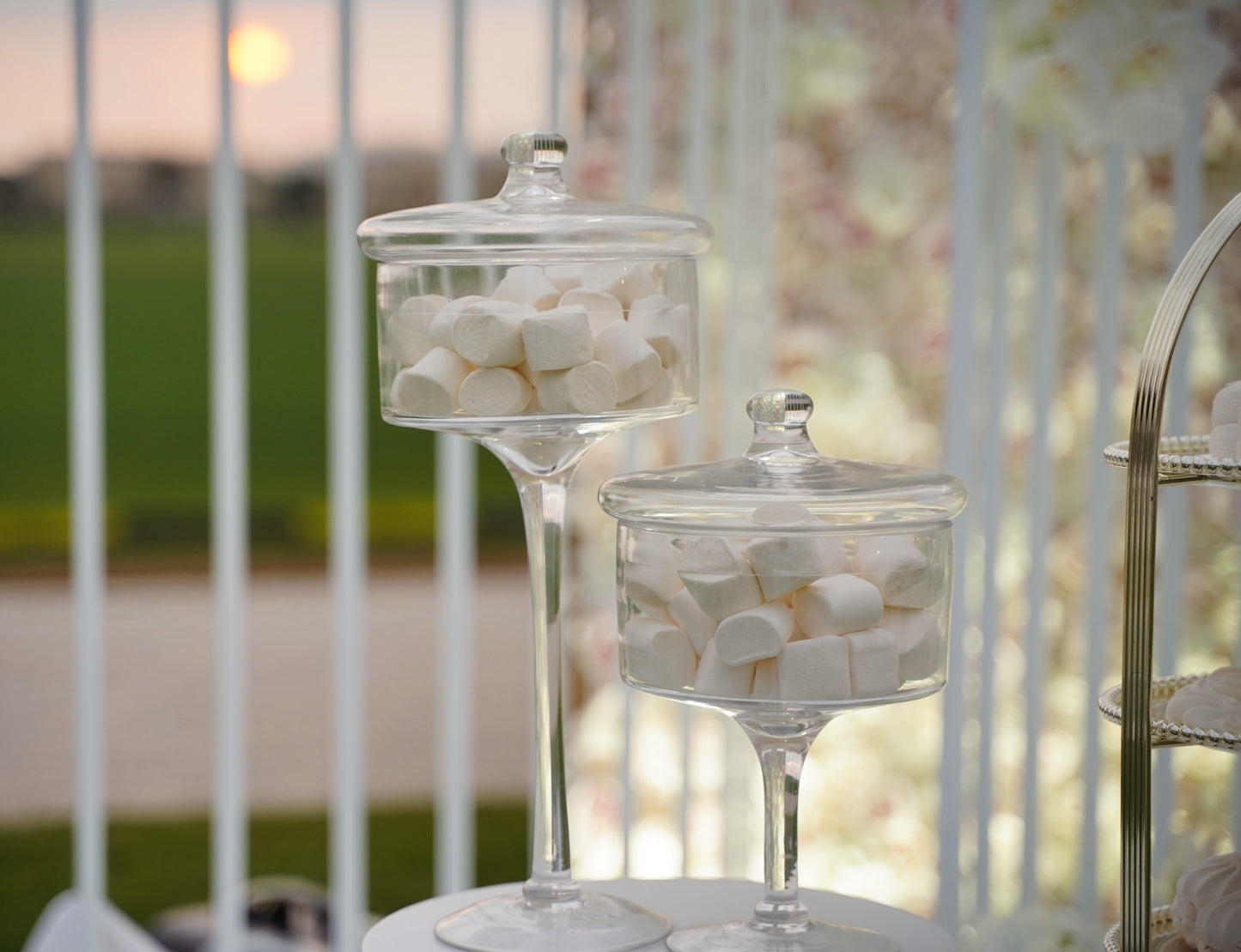 For marshmallow 2 pieces (rent)