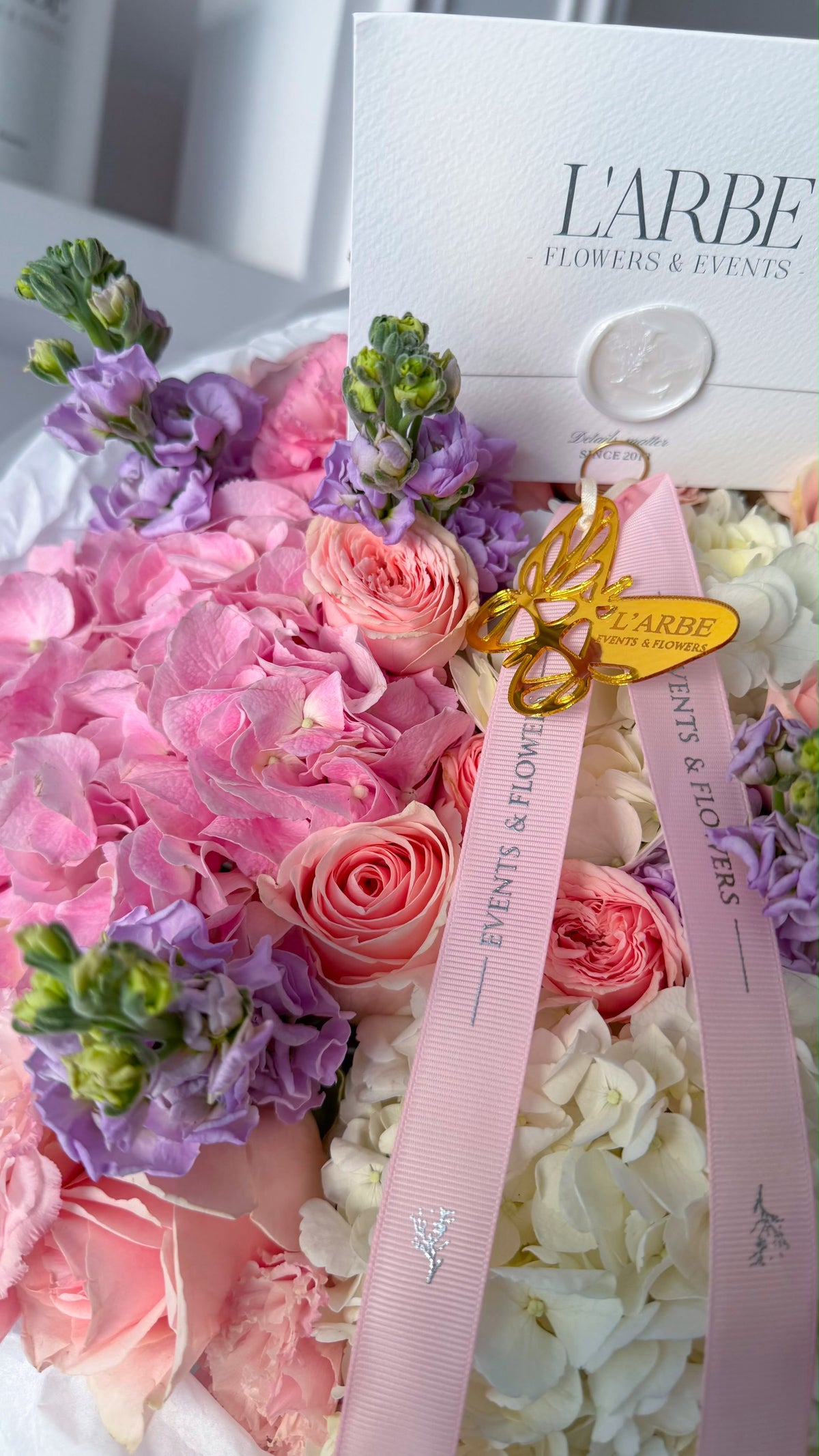 FLOWERS BOUQUET MIX WIT HYDRANGEA AND MATHIOLA “THE MUSE”