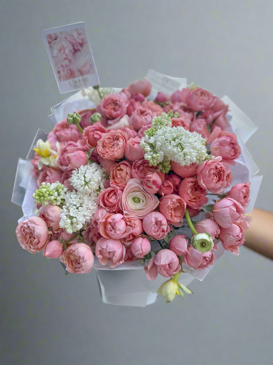 Mix flowers bouquet “Paulina”