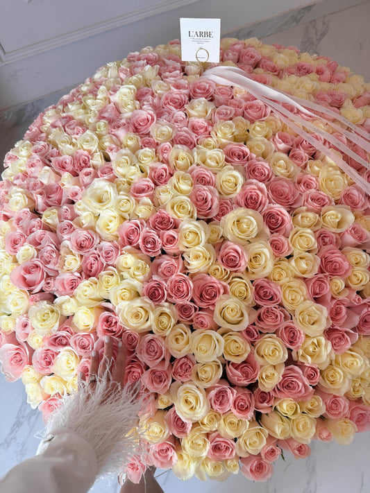 FLOWERS BOUQUET WITH WHITE AND PINK ROSES 501 PCS