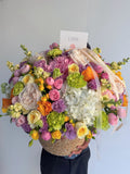 WOW BASKET WITH FLOWERS MIX “RAINBOW”