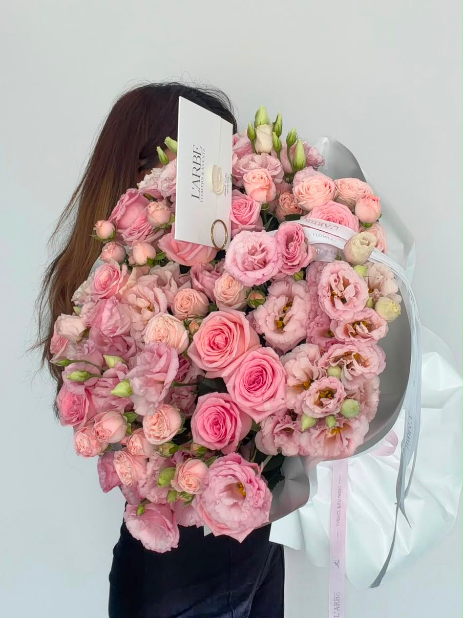 PINK FLOWERS MIX WITH ROSES AND EUSTOMA