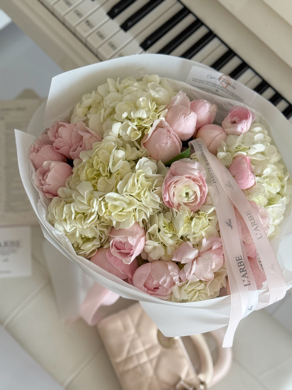 FLOWERS DELIVERY “FLEURIR” 0116