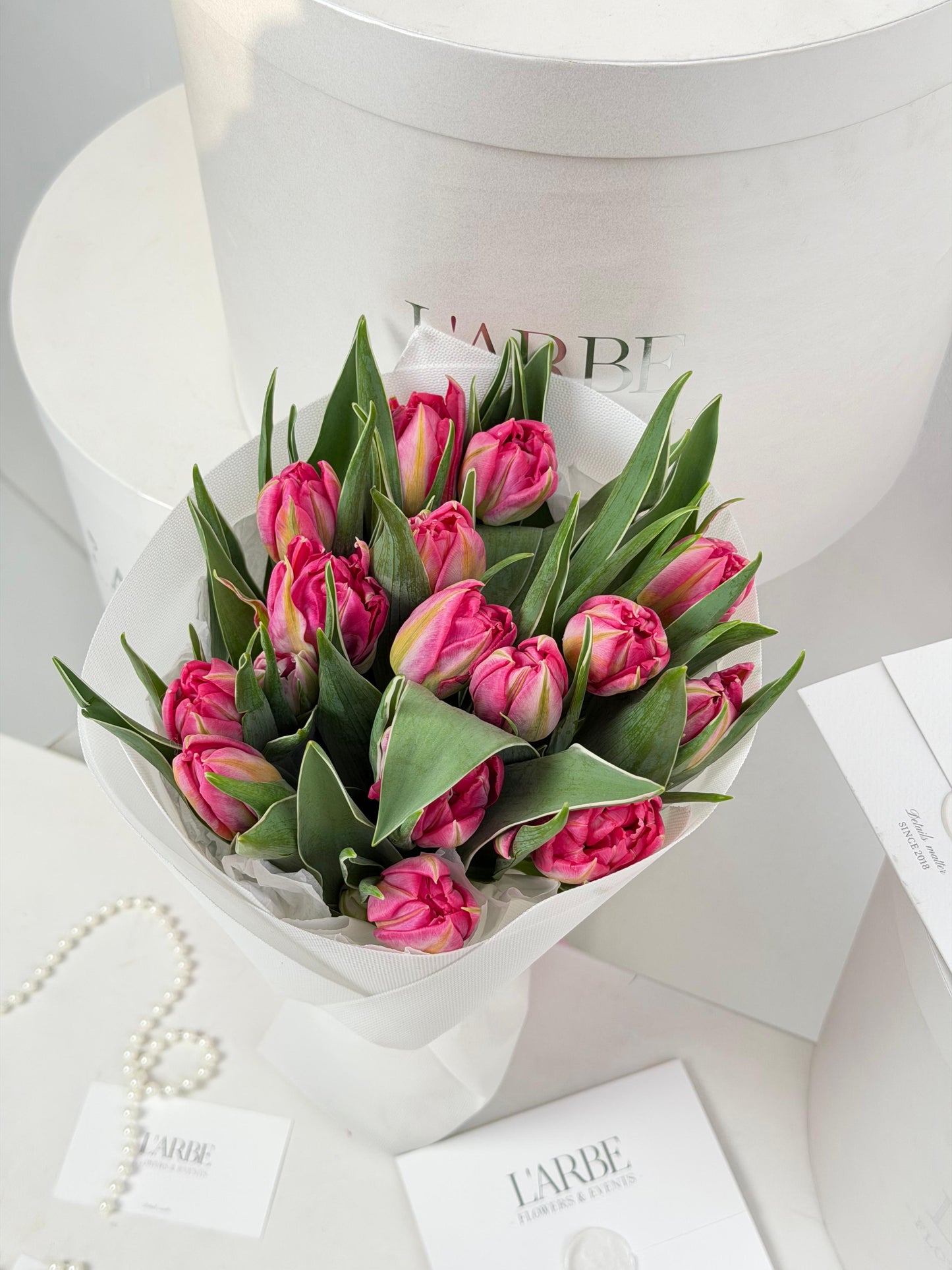 FLOWERS BOUQUET WITH 15 FLASHPOINT TULIPS