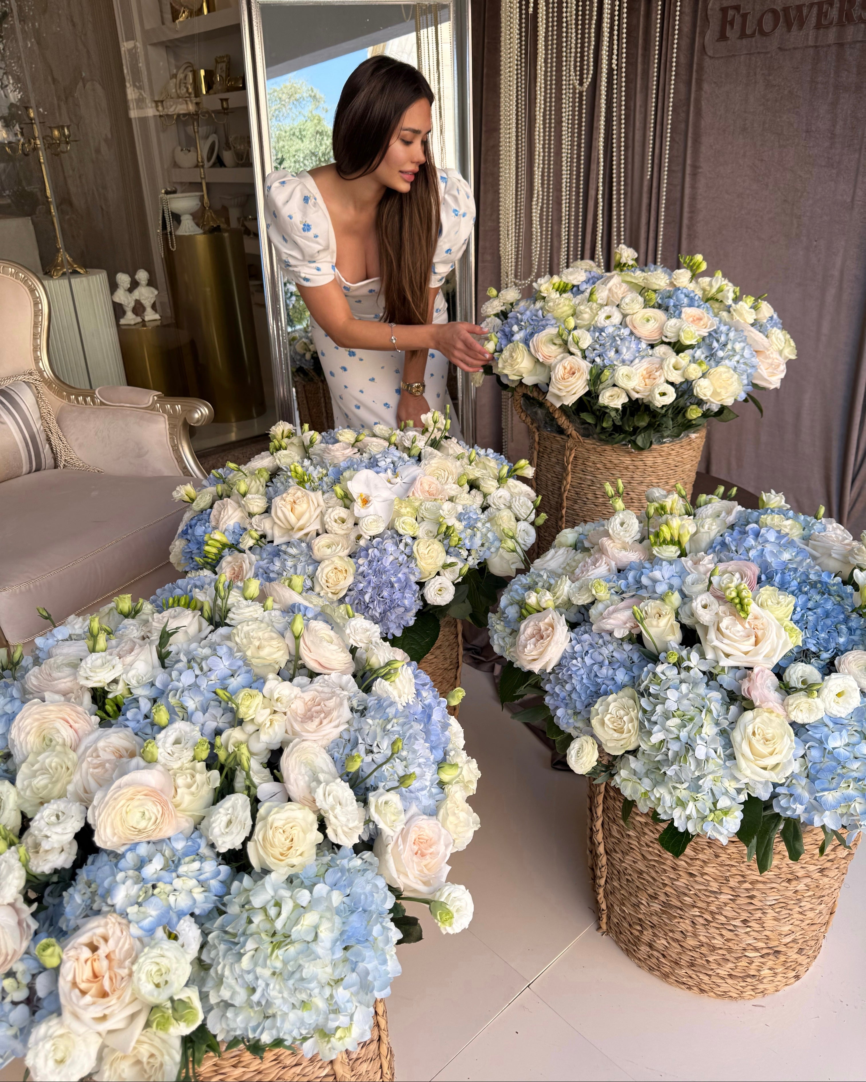 4 FLOWERS BASKETS “MENOTTI”