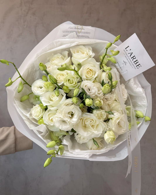 Flowers bouquet- White mix