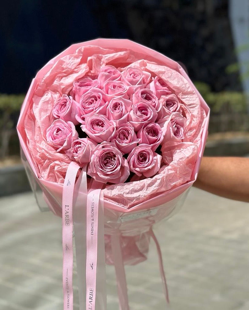 19 pink roses