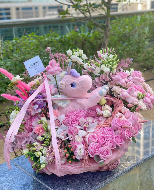 Mix flowers basket “Kinder” with soft toy (colour and toy can be changed)