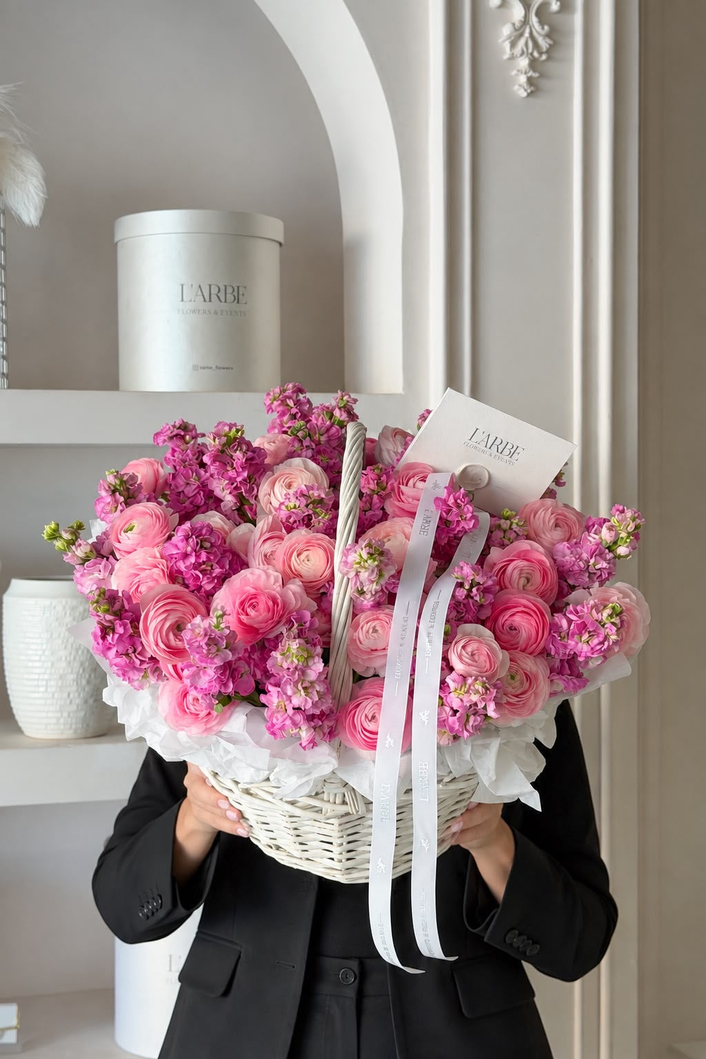 FLOWERS BASKET WITH PINK RANUNCULUS AND MATHIOLA