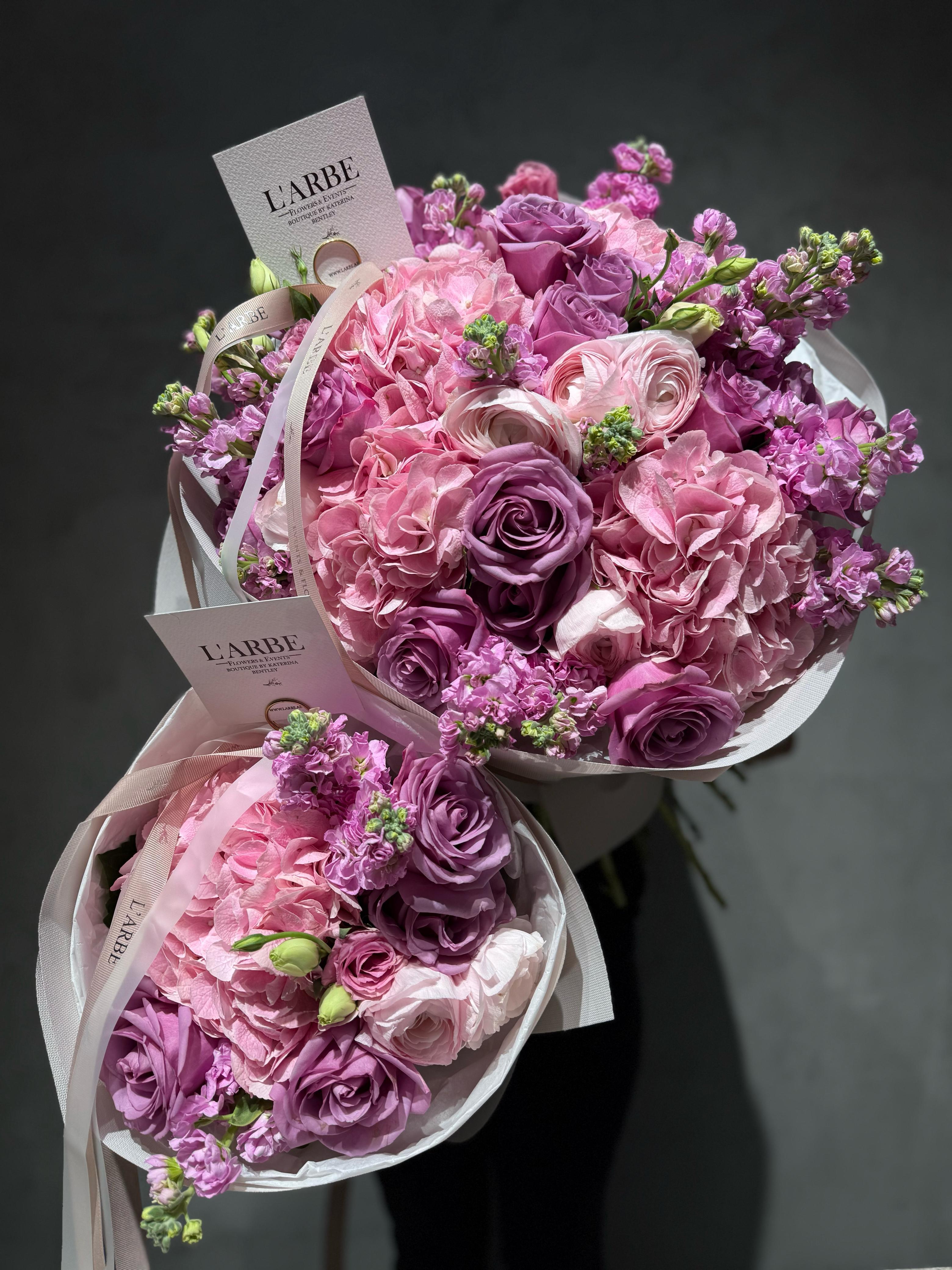 PURPLE FLOWERS BOUQUET WITH HYDRANGEA AND ROSES FOR MUMMY AND DAUGHTER - 2 BOUQUET