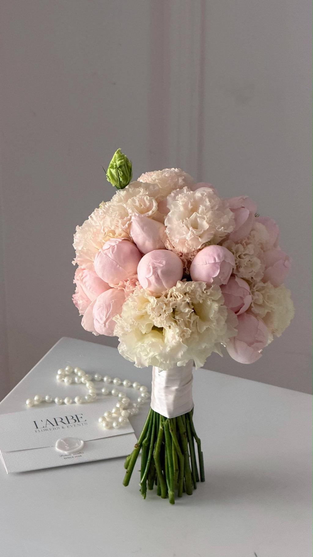BRIDE BOUQUET WITH EUSTOMA AND PEONY ROSES
