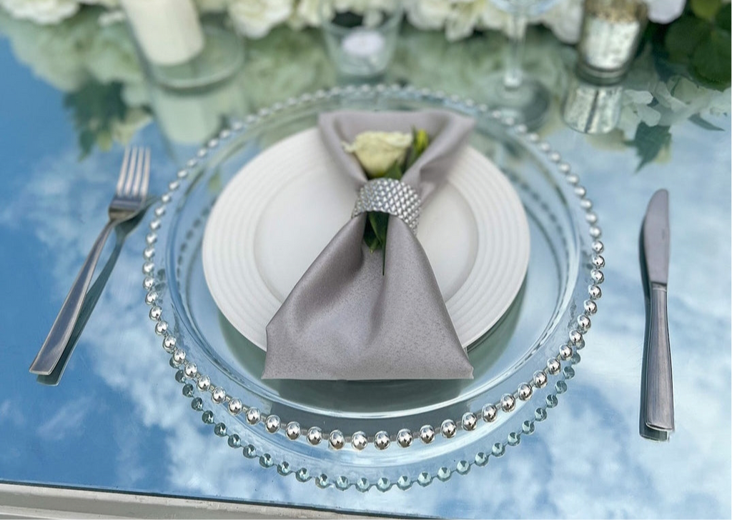 Silver Napkin (rent) (N-0001)