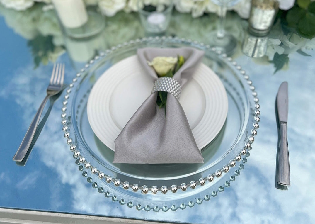 Silver Napkin (rent) (N-0001)
