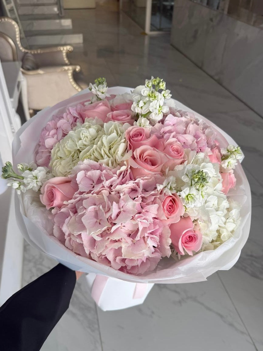 Flowers bouqet “PURE BEAUTY”