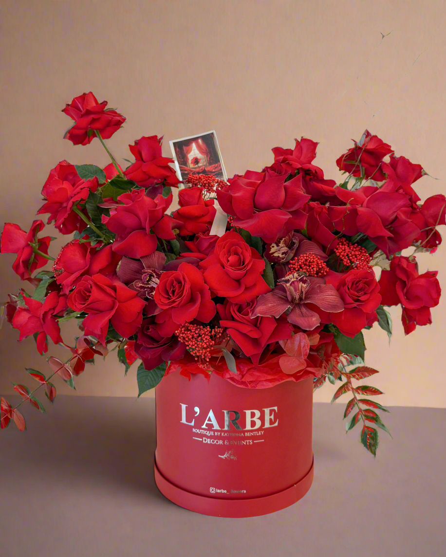 VIP red roses with orhid 30 cm box