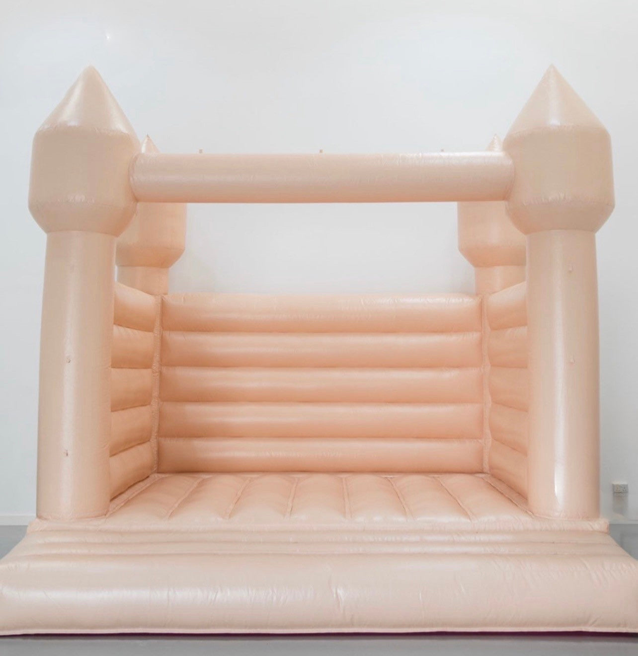 Bouncy Castle 4x4m for kids, rent