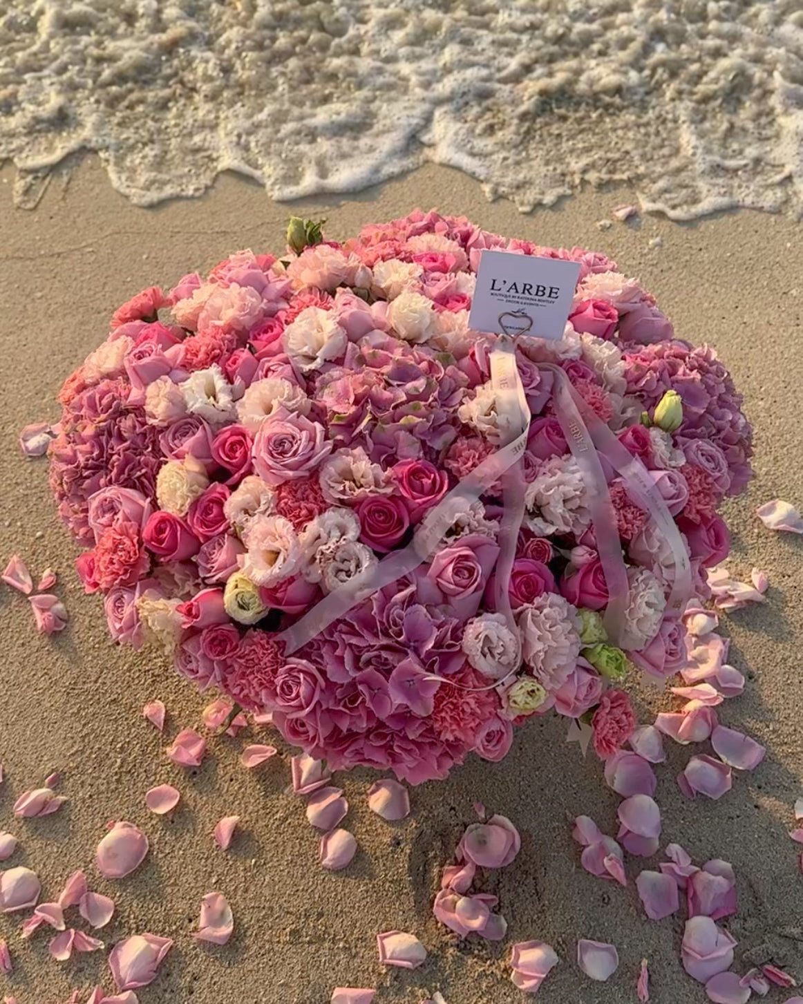 PINK FLOWERS BOUQUET IN BASKET WITH ROSES AND DIANTHUS