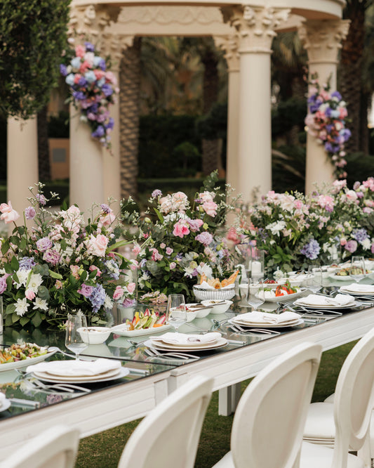 Fresh and artificial flowers (rent)