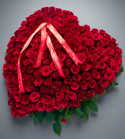 Mix flowers basket  “heart red”