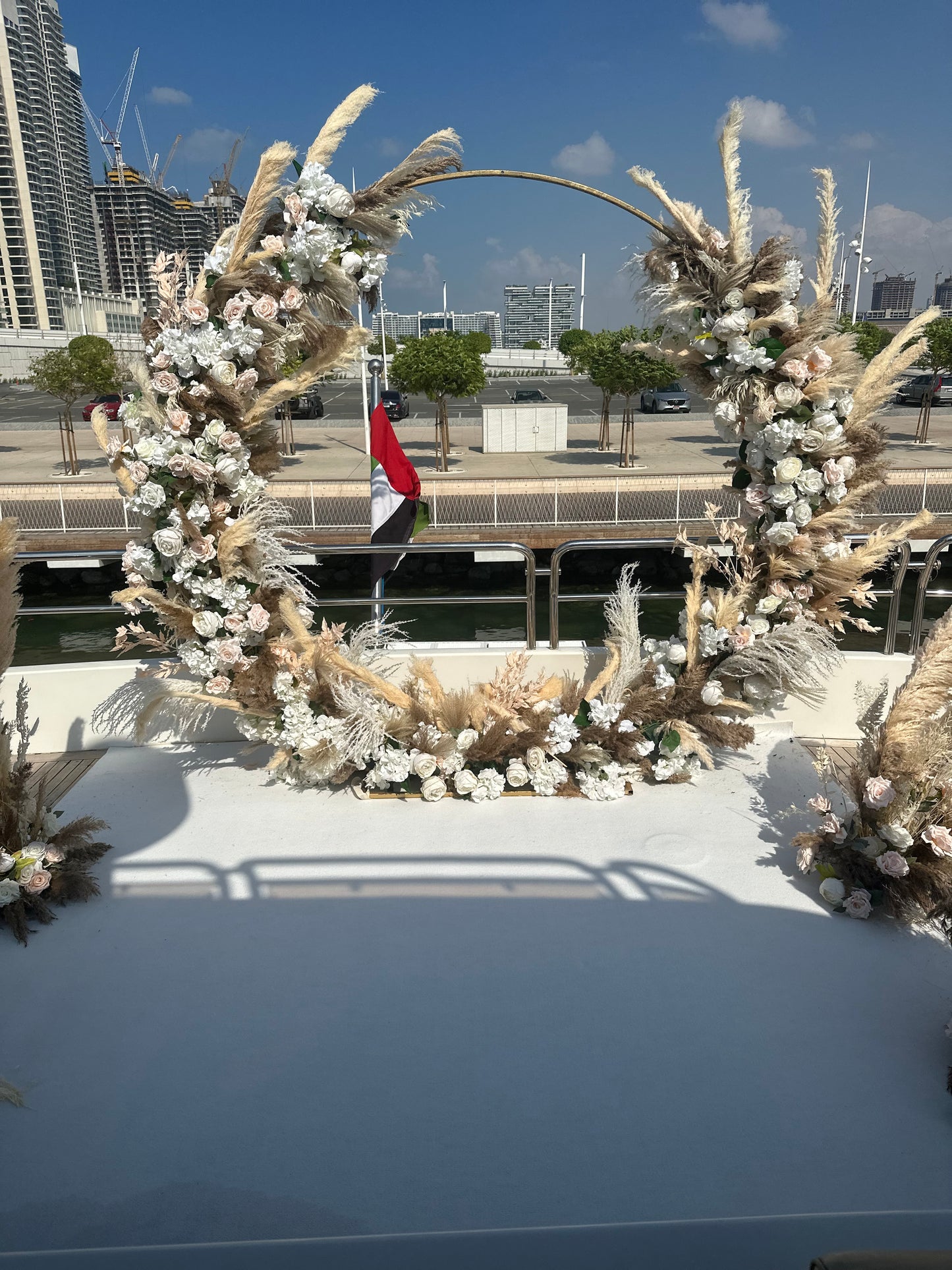 Photozone with dry flowers 🌺 only Arch