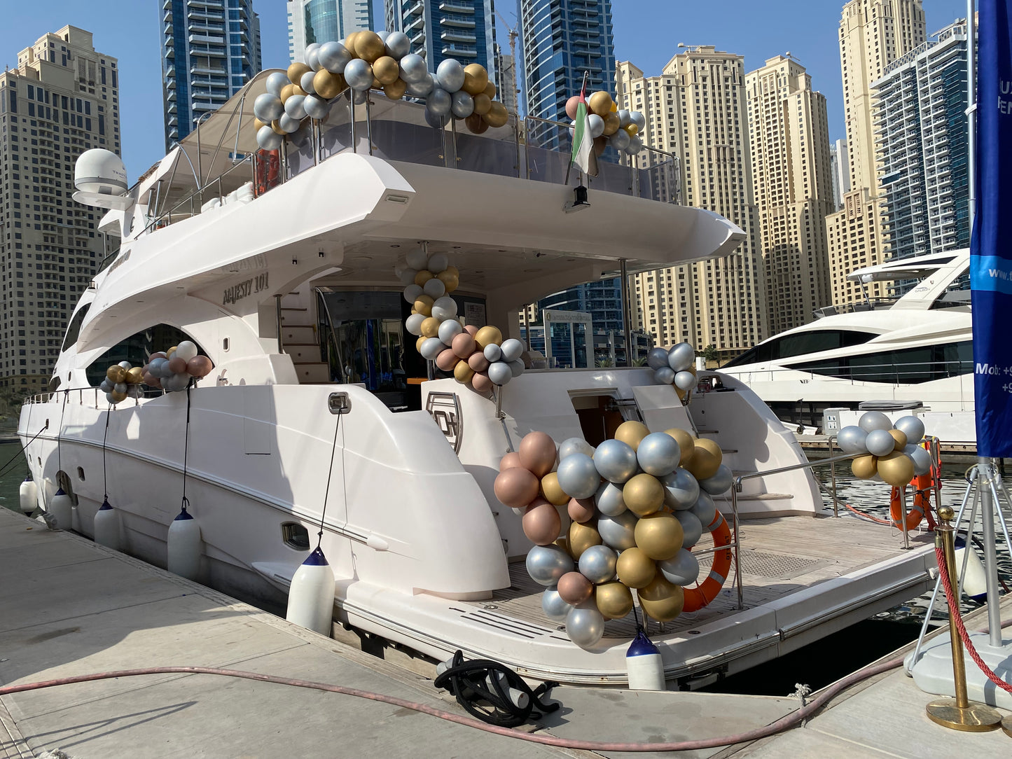 Decoration for yacht mix