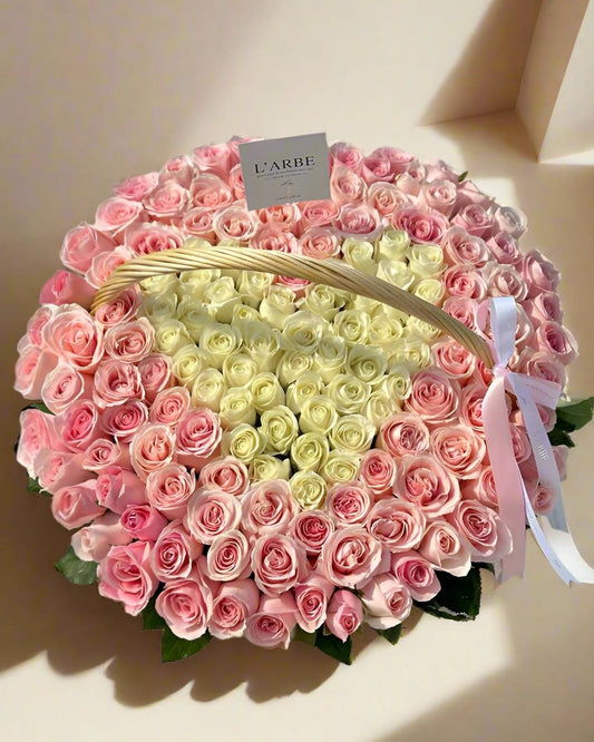 151 Woman’s Roses in busket “White heart”