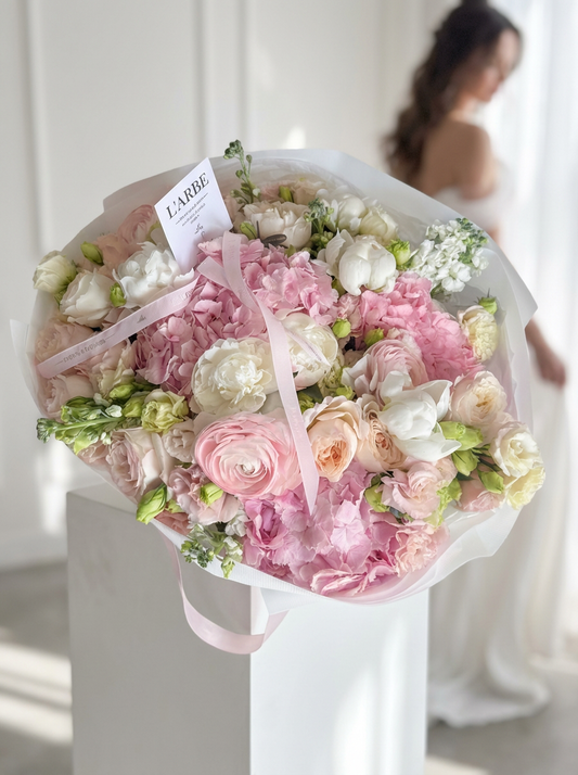 FLOWERS ARRANGEMENT “LA BONTE”