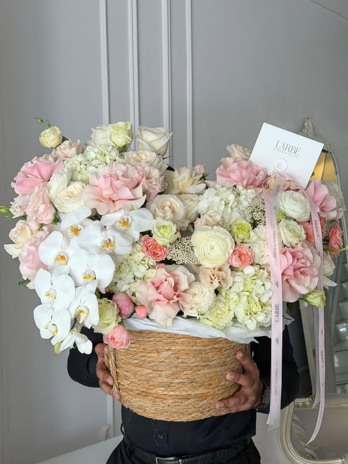 FLOWERS BOUQUET IN A BASKET WITH ORHID FRENCH ROSES “BREEZE”