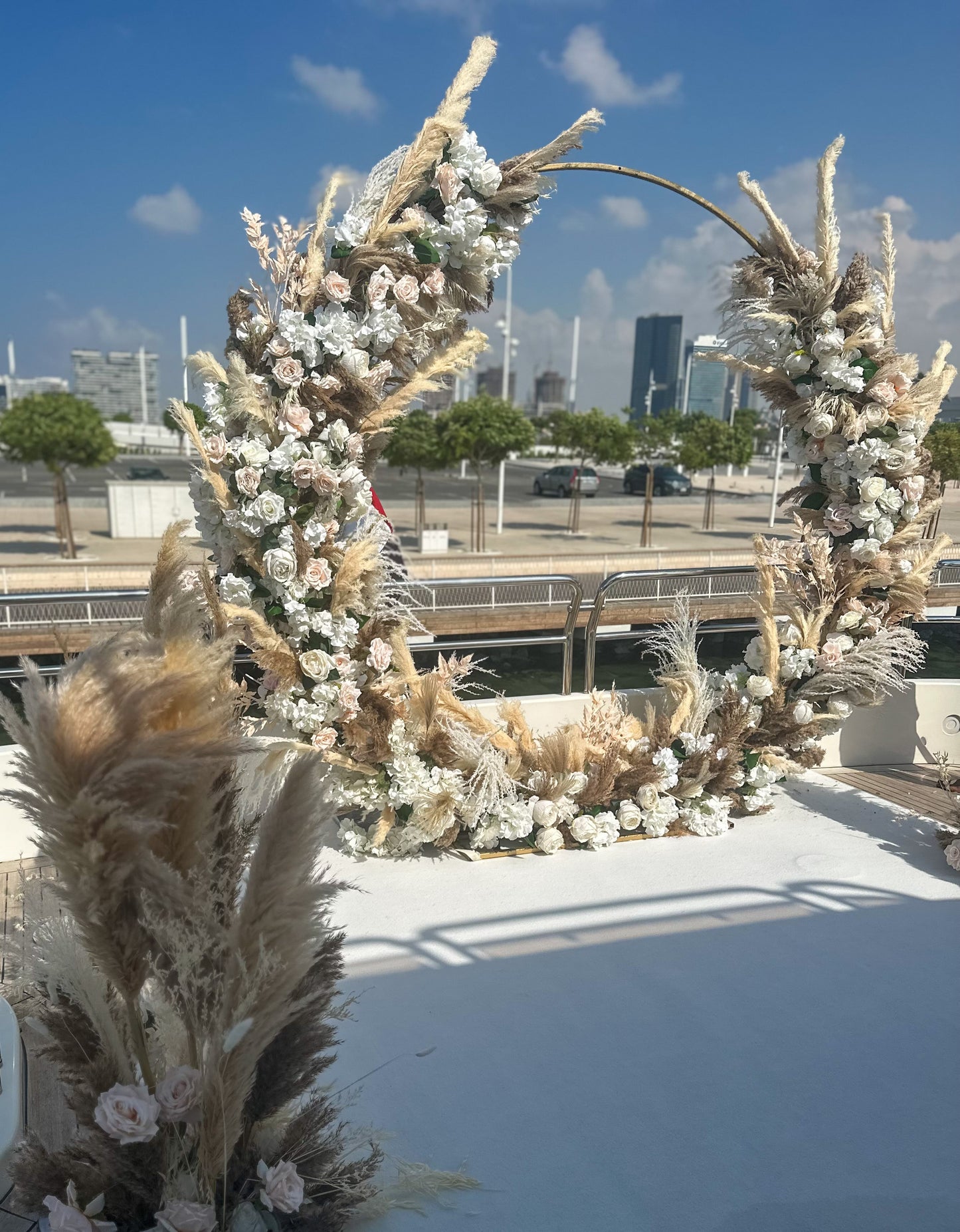 Photozone with dry flowers 🌺 only Arch