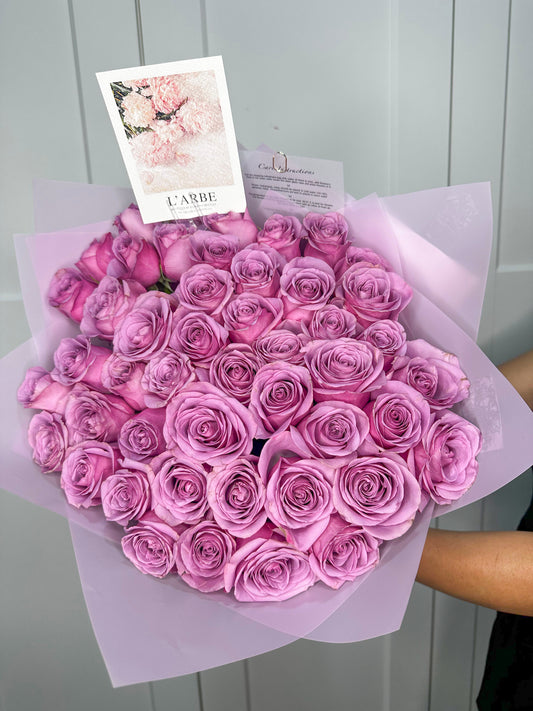 47 lilac roses