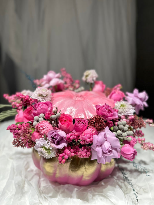 HALLOWEEN PUMPKIN WITH FRESH FLOWERS