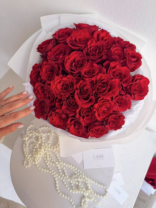 FLOWERS BOUQUET WITH RED STANDART ROSES 29 PCS
