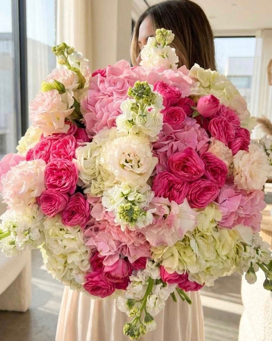 FLOWERS BOUQET WITH DARK PINK BOMBASTIC ROSES AND WHITE MATHIOLA