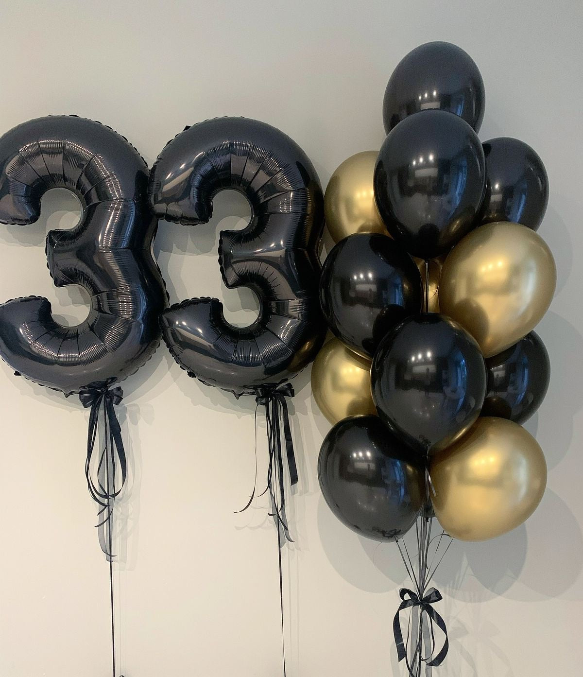 Balloons black and gold