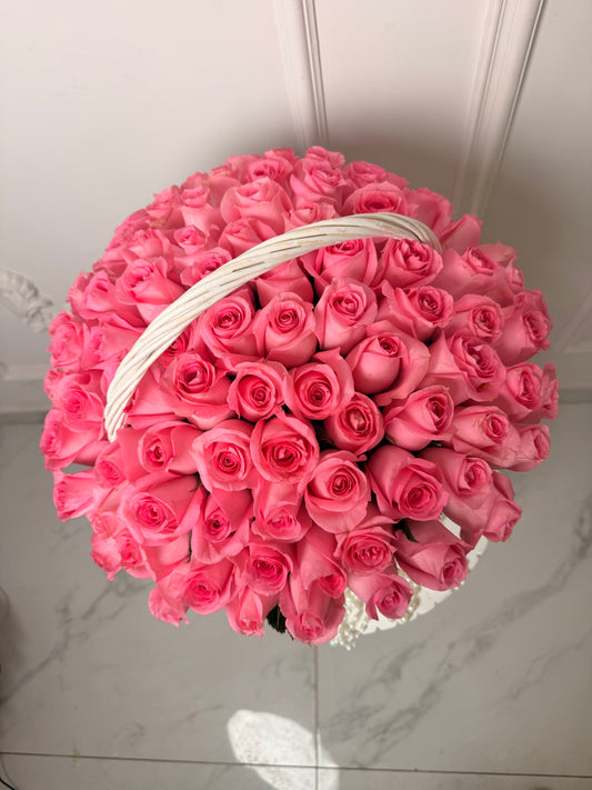 ROSES REVIVAL 101 PCS BASKET
