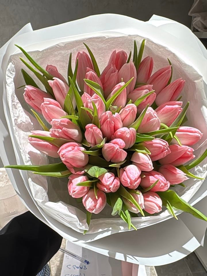 FLOWERS BOUQUET WITH 37 PINK TULIPS