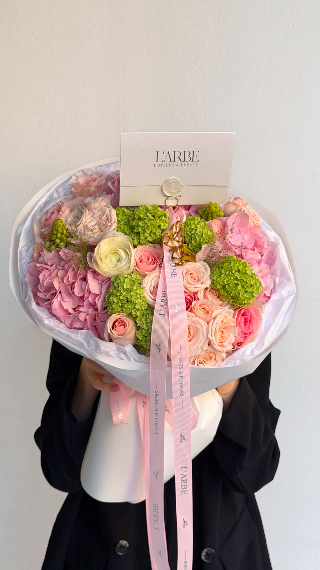 FLOWERS MIX WITH GREENS “THE DIVINE”