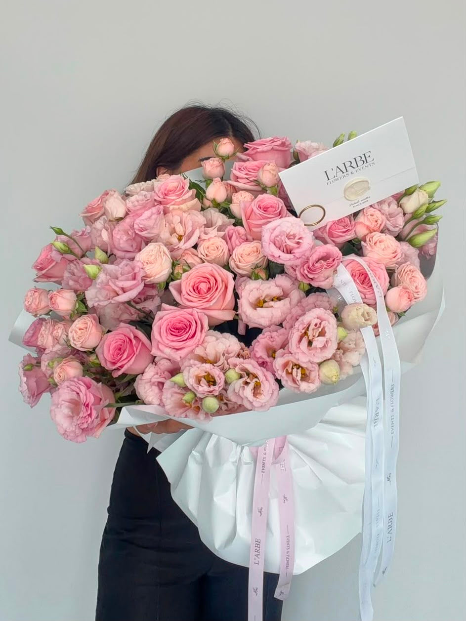 PINK FLOWERS MIX WITH ROSES AND EUSTOMA