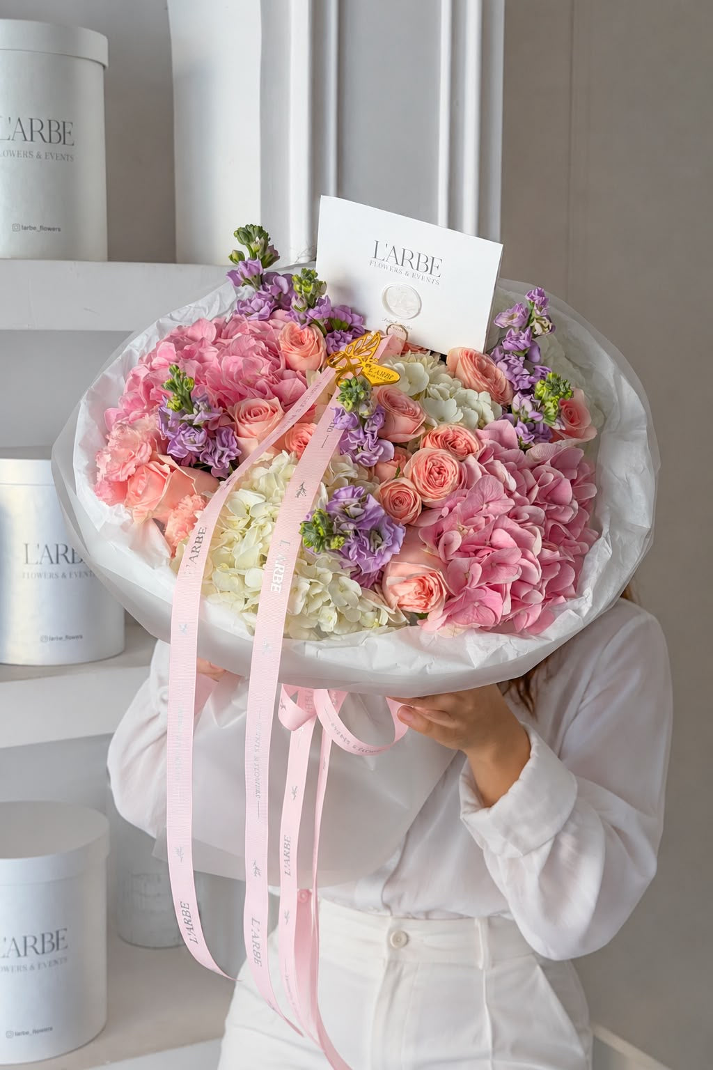 FLOWERS BOUQUET MIX WIT HYDRANGEA AND MATHIOLA “THE MUSE”