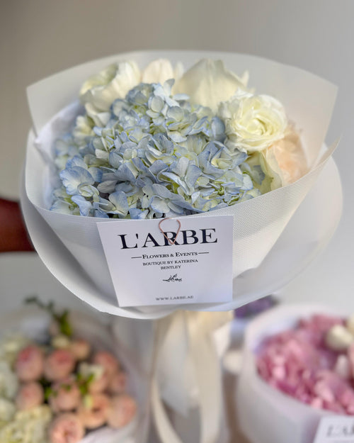 BLUE AND WHITE FLOWERS BOUQUET WITH HYDRANGEA AND RANUNCULUS